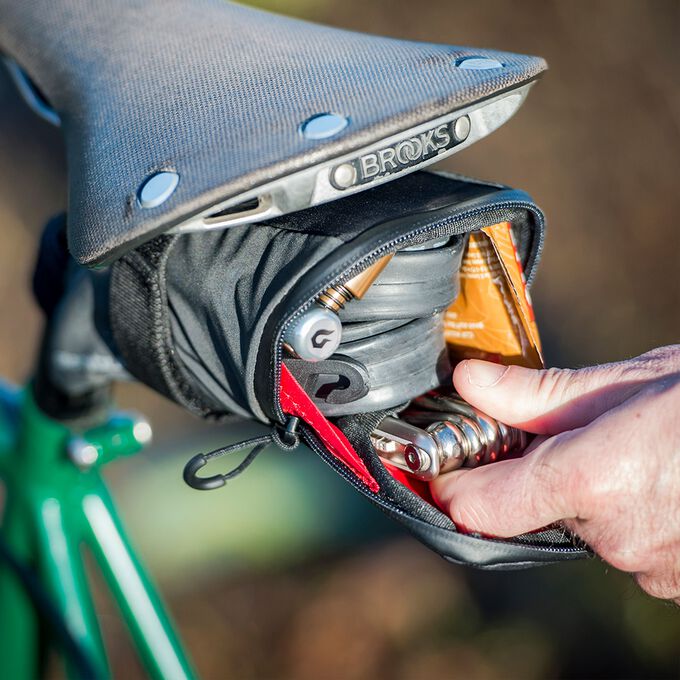 Grid Medium Seat Bag Specs