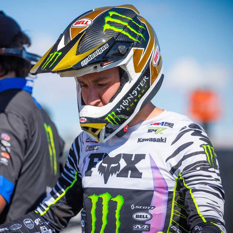 Seth Hammaker with Bell Helmet and Fox gear