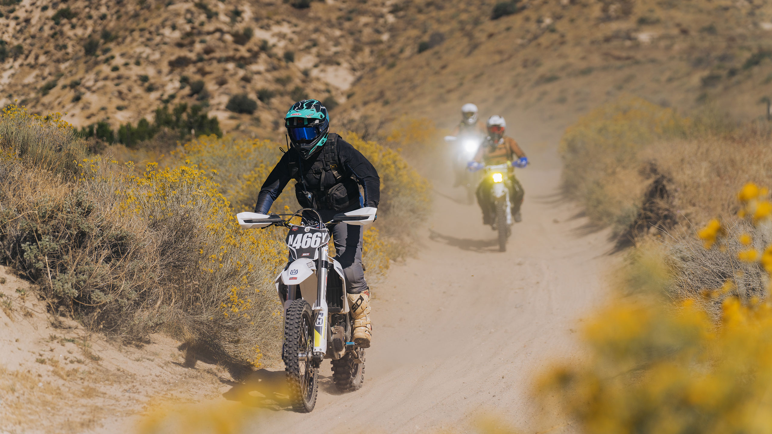 Babes In The Dirt 8 group ride